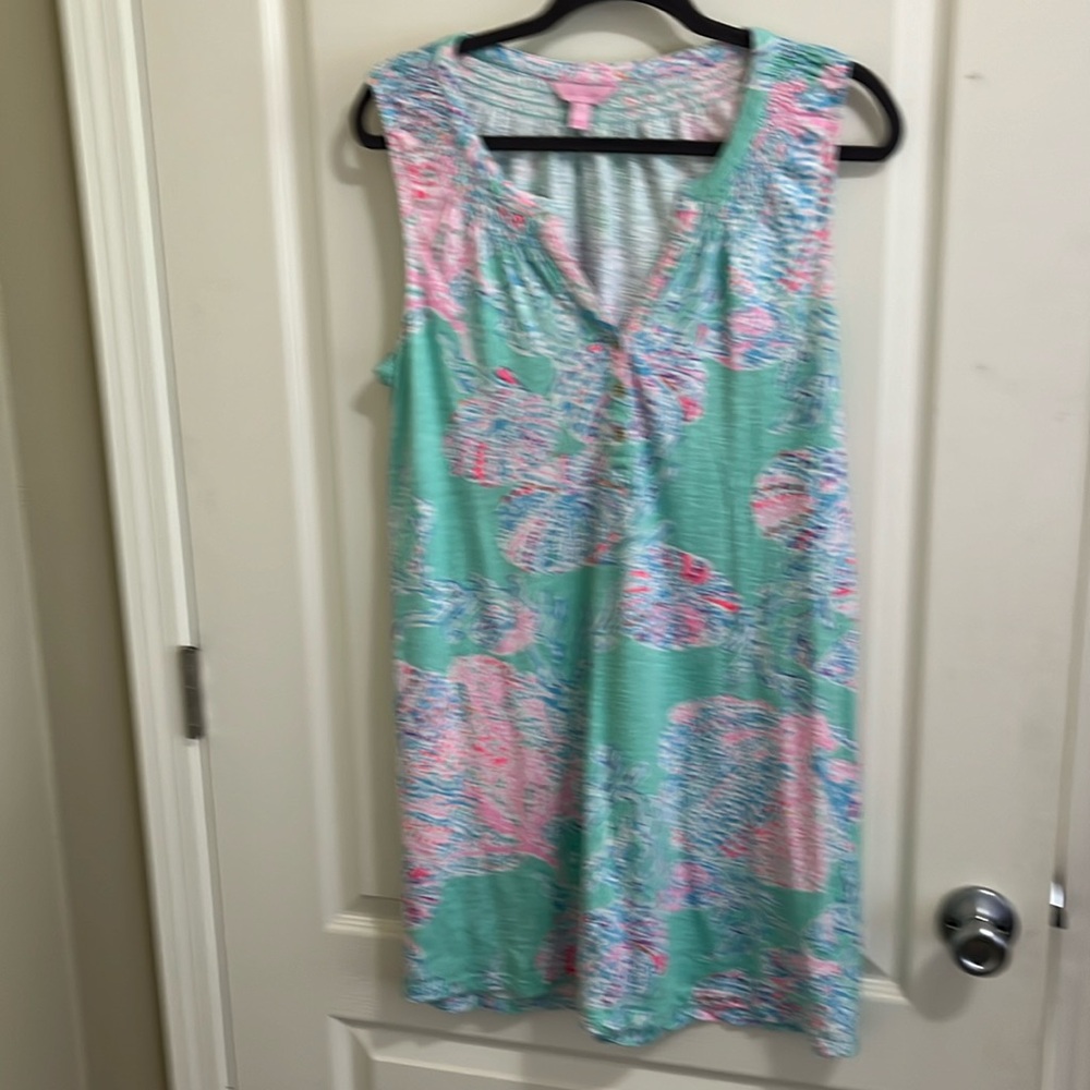 Lilly Pulitzer v neck Essie Dress sz large